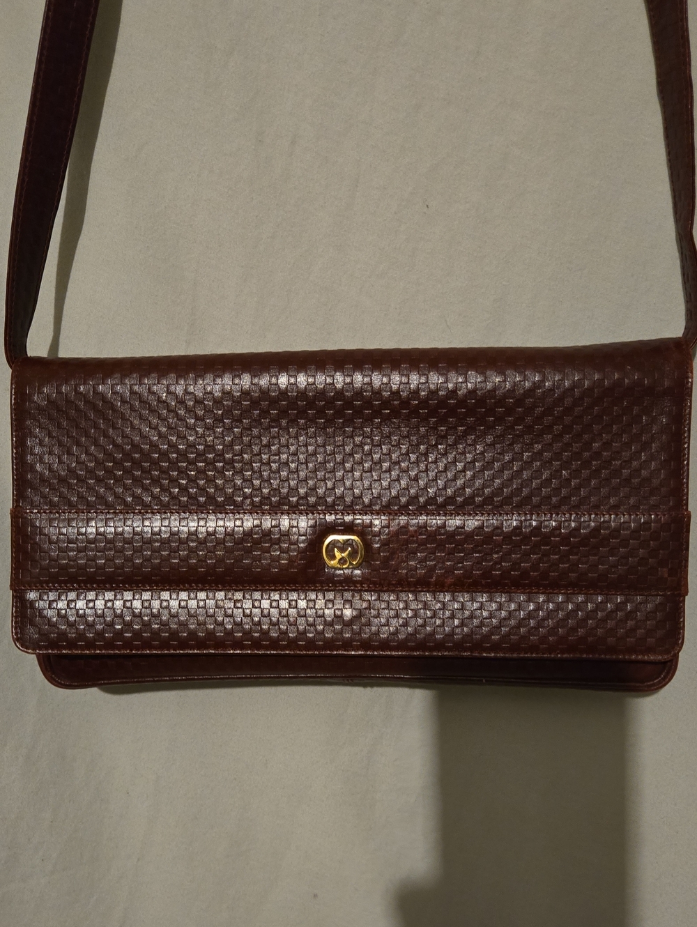 MILA SCHON Italy Cognac Patterned Embossed Leather convertible clutch/ Crossbody